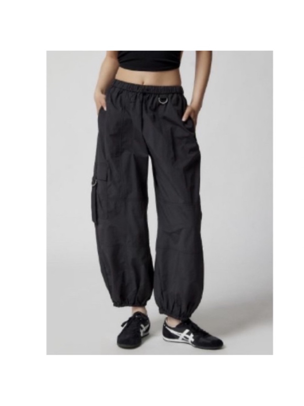 Urban Outfitters Jana Balloon Cargo Pants Black Size Small